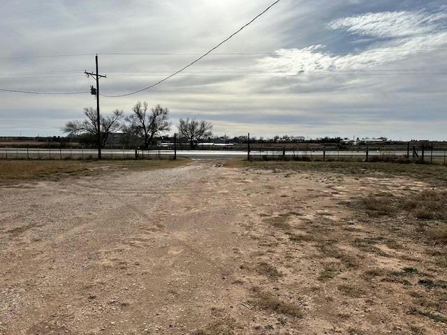 6885 E STATE ROAD 114, SMYER, TX 79407, photo 1 of 3