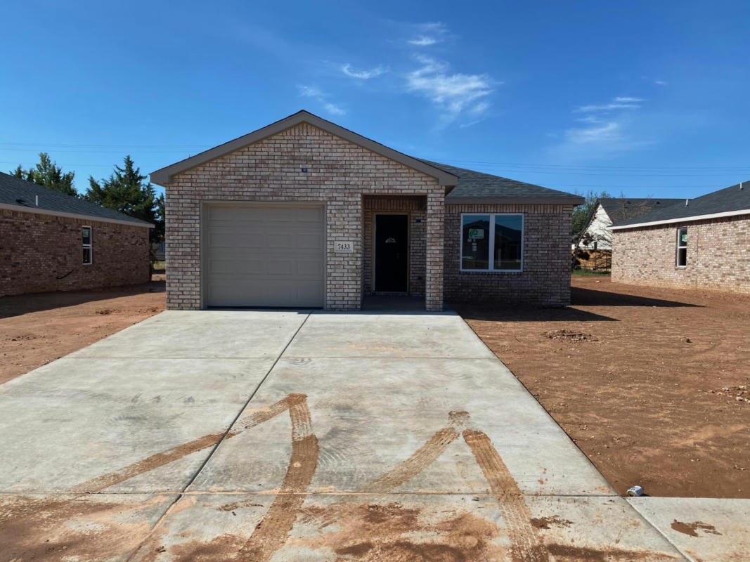7433 4TH ST, LUBBOCK, TX 79416, photo 1 of 21