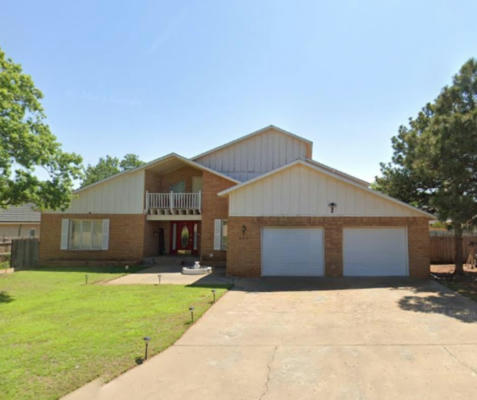 203 S HOLLIDAY ST, PLAINVIEW, TX 79072 - Image 1