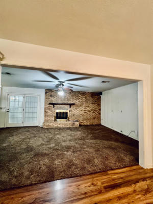 2104 65TH ST, LUBBOCK, TX 79412, photo 3 of 20