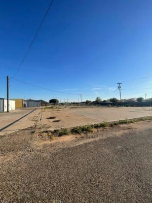 1014 N 1ST ST, BROWNFIELD, TX 79316 - Image 1